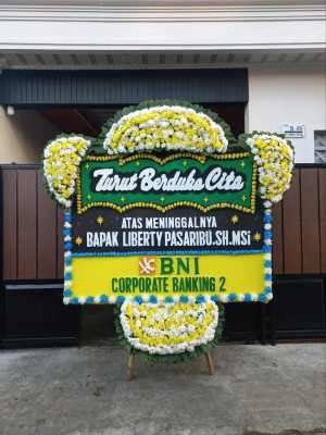 Papan Bunga Duka di Pendalian Iv Koto